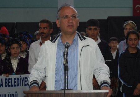 Halk oyunları yarışması sona erdi