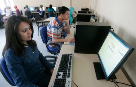 Halk üniversitesi KOMEK'te kurs kayıtları başladı