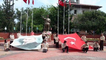 Halk Yürüyüşü Sıcak Hava Nedeniyle İlgi Görmedi