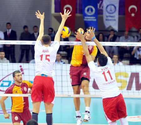 Halkbank: 3 - Galatasaray: 1