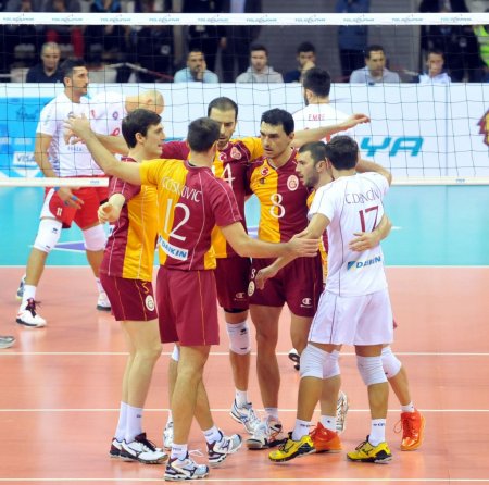 Halkbank: 3 - Galatasaray: 1