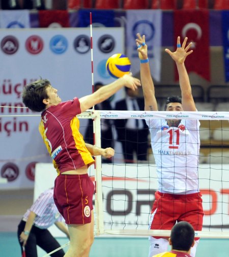 Halkbank: 3 - Galatasaray: 1