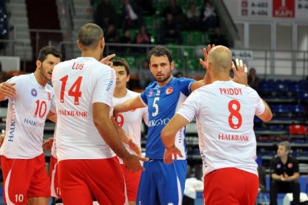 Halkbank Avrupa’da kupaya kenetlendi