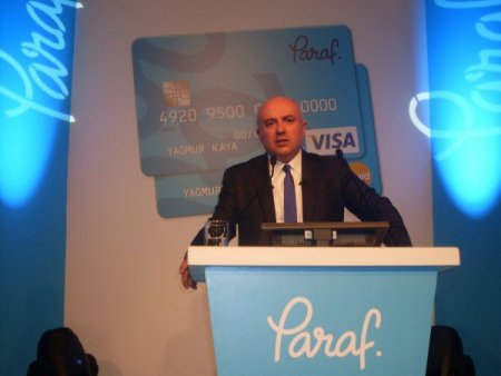 Halkbank yeni kredi kartını tanıttı, müşterilerinin boyuna göre yorgan verecek