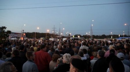 Halkın protestosu üzerine Moskova’da cami inşaatı iptal edildi