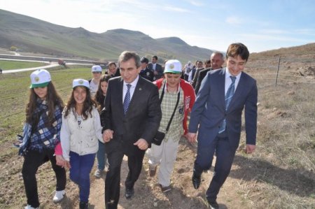 Hami-Yet çocukları Vali Yazıcı'yı unutmadı