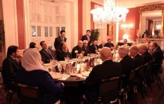 Hamid Karzai, 2 vilayetten yabancı güçlerin çekiliş emrini verdi