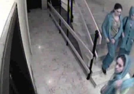 Hamile Görünümlü Kadın Hırsızlar Güvenlik Kamerasına Takıldı