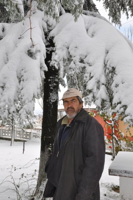 Hamzabeyli’de kar kalınlığı 15 santimetreye ulaştı