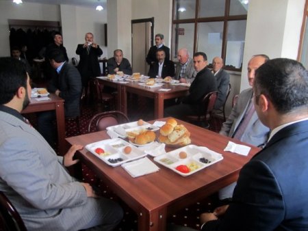 Hanak Müftülüğü, muhtarlarla tanışma programı düzenledi