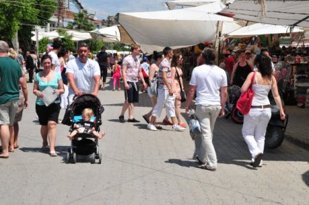 Hanutçuluk Komisyonu, Turistlerin Yoğun Olduğu Bölgelerde Denetimde