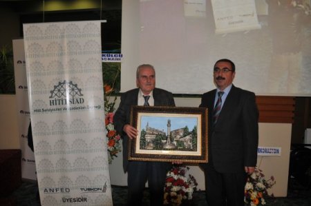 'Haramla kazanılan servet, saman alevi gibi elimizden gidebilir'