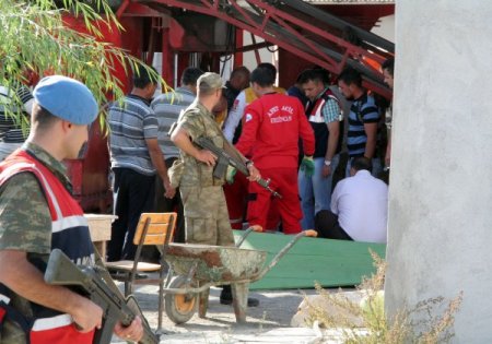 Harç makinesine düşen işçi hayatını kaybetti