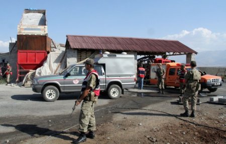 Harç makinesine düşen işçi hayatını kaybetti