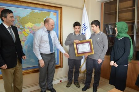 Harçlıklarını Gazze ve Suriyeli arkadaşları için biriktirdiler (Özel)