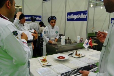 Harmancık MYO'nun genç aşçılarından uluslararası başarı