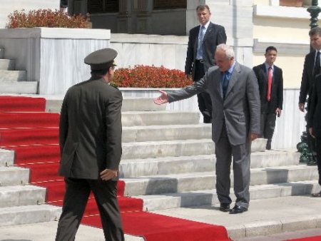 Harp Akademileri Komutanı Taşdeler, Vali Mutlu'ya Veda Ziyaretinde Bulundu