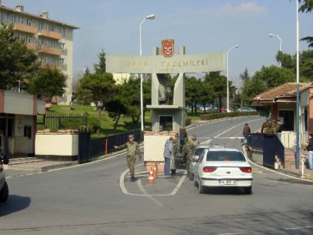 Harp Akademileri'nde Çetin Doğan Hareketliliği