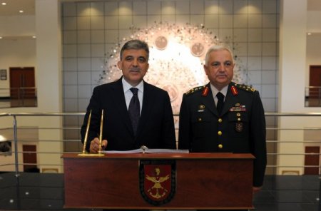 Harp Akademileri'nde Diplomalar Verildi