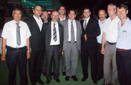 Hartan'a Boşnaklardan Üstün Hizmet ödülü