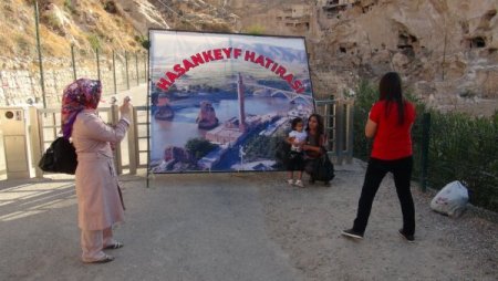 Hasankeyf Kalesi, güvenlik nedeniyle ziyarete kapatıldı