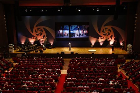 Hasret bitti, Irmak TV izleyiciyle buluştu