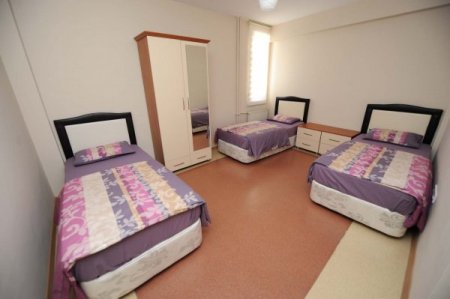 Hasta yakınlarına otel konforunda konukevi