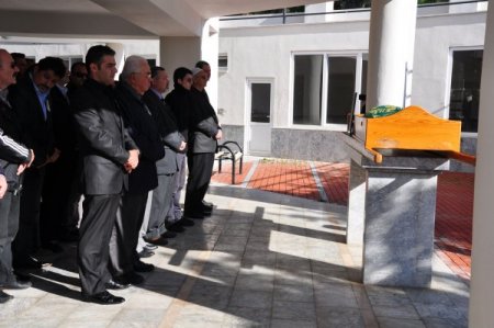 Hastalığının teşhisini kendi koyan profesör Alanya’da defnedildi