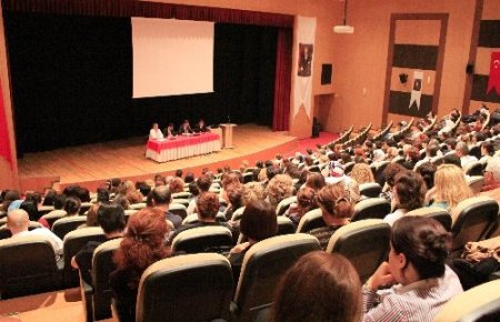 Hastane çalışanları hakkında yapılan şikayetler azaldı