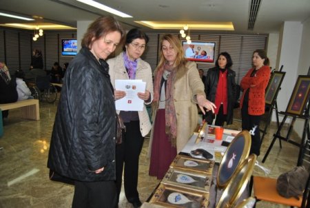 Hastanede hat sergisi