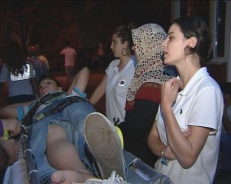 Hastaneden Hasta Yakınlarına: Sedye Ve Boş Oda Yok, Sedye Getirirseniz Tedaviye Başlanır