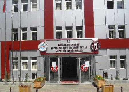 Hastaneye Gidemeyenlerin Diş Tedavileri Evde Yapılıyor