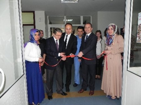 Hastaneye kütüphane kuruldu