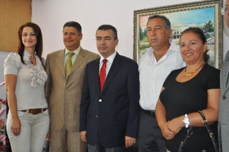 Hatay Valisi Lekesiz: Keselerimizin Ve Kasalarımızın Bekçiliğini Yapmayalım