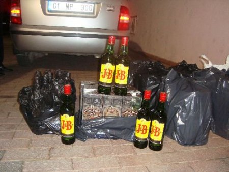 Hatay'da 11 Ayrı Araçta 19 Bin 200 Paket Kaçak Sigara Ele Geçirildi