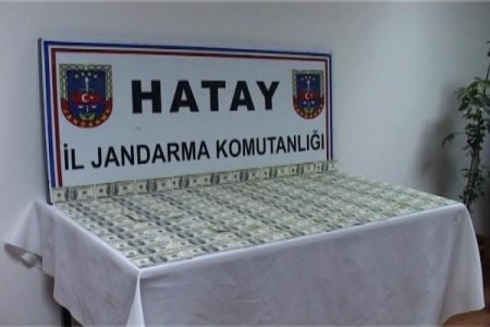 Hatay'da 47 Bin 100 Adet Sahte Dolar Ele Geçirildi