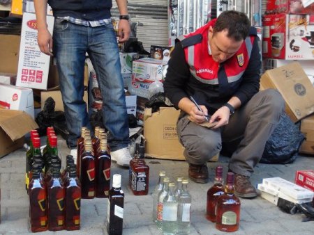 Hatay’da kaçakçılara şafak operasyonu