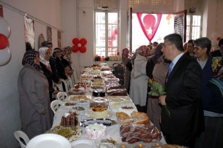 Hatay’da Kutlu Doğum kermesi açıldı