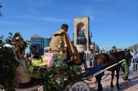 Hataylılar Taksim'de buluştu