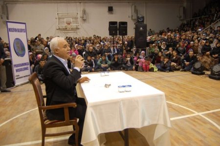 Hatipoğlu: Batı dünyası Hz. Muhammed’i (sav) en büyük reformcu kabul ediyor