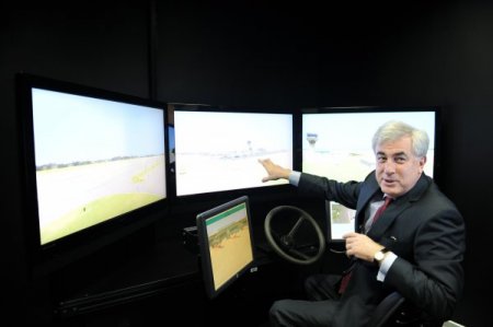 Havalimanında şoförler de simülatörle eğitiliyor