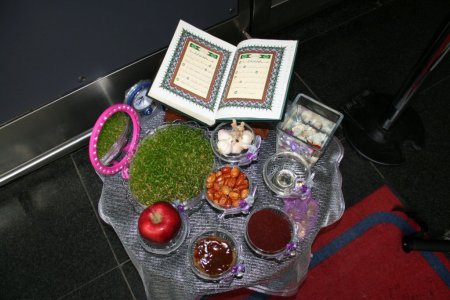 Havalimanında yolculara Nevruz sürprizi