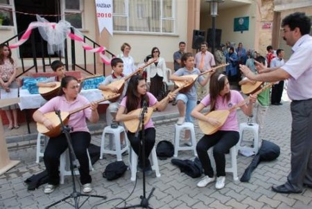 Havran Halk Eğitim Merkezi Sergi Açtı