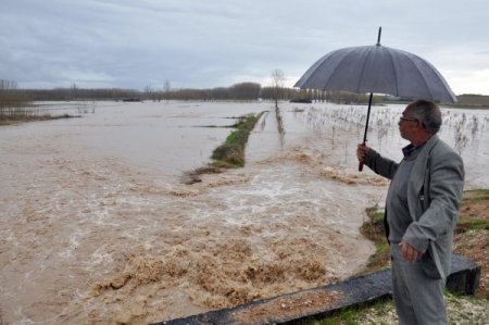 Havsa'da tarım arazileri sular altında kaldı