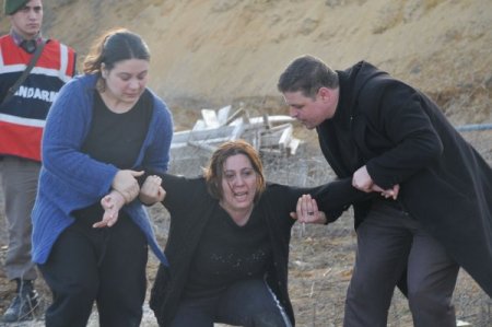 Havuza düşen oyuncağını almak isteyen çocuk boğuldu