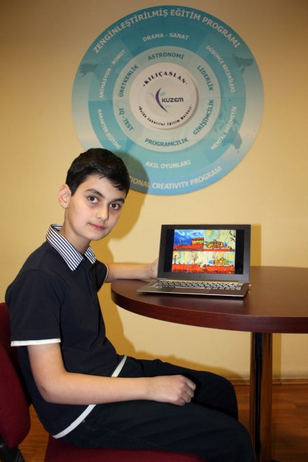 Hayalindeki arabayı resmetti, Türkiye birincisi oldu