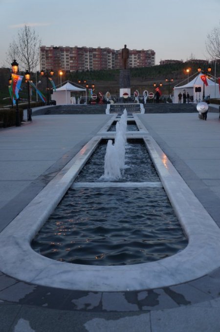 Haydar Aliyev Parkı Başkent'te açıldı