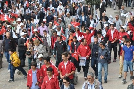 Hayırsever Bolulu işadamı Baysal anıldı
