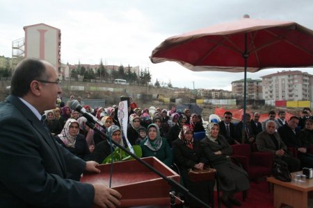 Hayırsever iş adamı Armağan'dan öğrenci yurdu