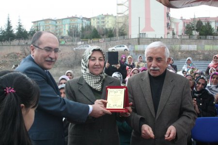 Hayırsever iş adamı Armağan'dan öğrenci yurdu